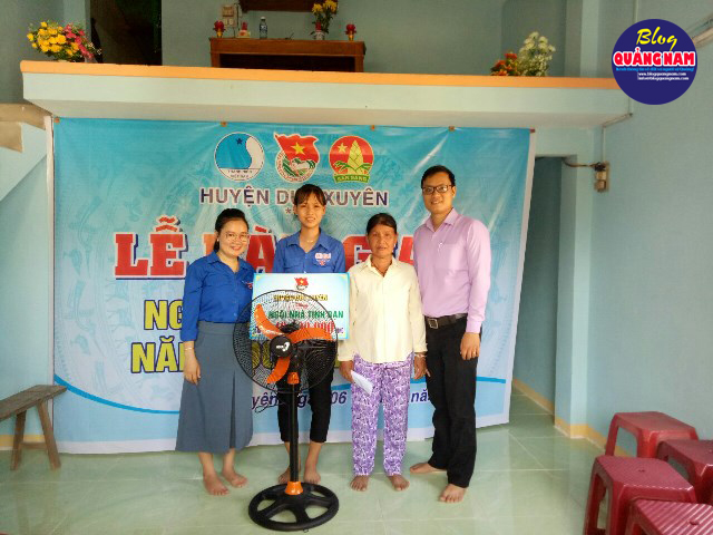DUY XUYÊN: BÀN GIAO CÔNG TRÌNH "NGÔI NHÀ TÌNH BẠN" NĂM 2019